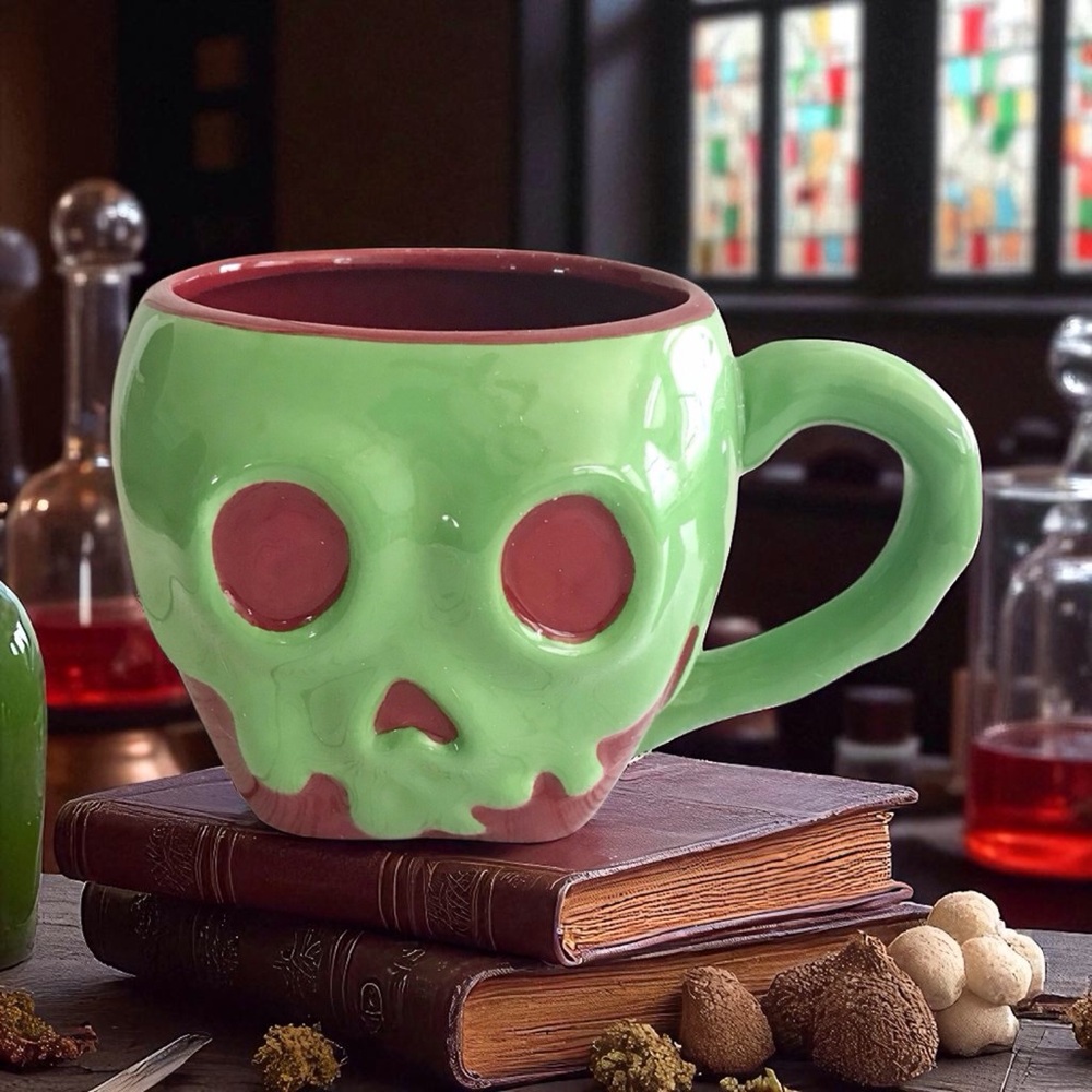 🆕Disney Poison Apple Decorative Mug